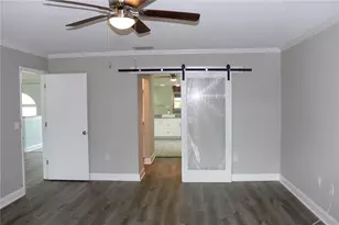 5207 86th St Ct W, Bradenton, FL 34210 - Photo 8