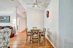 4121 Vallarta Ct, Sarasota, FL 34233 - Photo 6