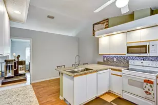 4121 Vallarta Ct, Sarasota, FL 34233 - Photo 24