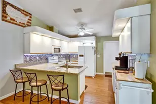 4121 Vallarta Ct, Sarasota, FL 34233 - Photo 22