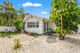 2705 2nd Ave W, Bradenton, FL 34205 - Photo 1