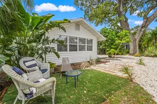 2705 2nd Ave W, Bradenton, FL 34205 - Photo 8