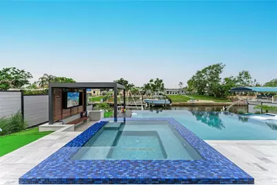 310 Bryn Mawr Island, Bradenton, FL 34207 - Photo 4