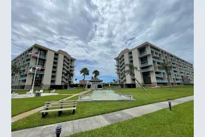 1 Key Capri #104W, Treasure Island, FL 33706 - Photo 4