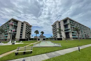 1 Key Capri, Treasure Island, FL 33706 - Photo 4