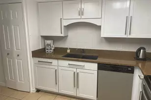 1 Key Capri, Treasure Island, FL 33706 - Photo 12