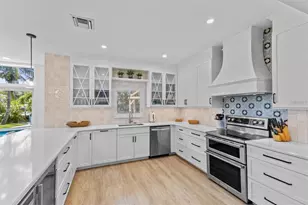 212 Oak Ave, Anna Maria, FL 34216 - Photo 14