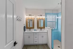 212 Oak Ave, Anna Maria, FL 34216 - Photo 24