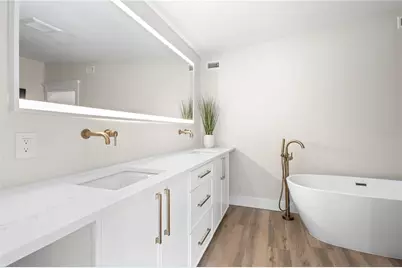 217 9th Street E, Bradenton, FL 34208 - Photo 18