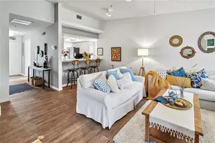 1221 Siesta Bayside Dr, Sarasota, FL 34242 - Photo 8