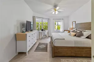 1221 Siesta Bayside Dr, Sarasota, FL 34242 - Photo 20