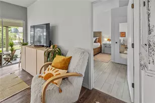 1221 Siesta Bayside Dr, Sarasota, FL 34242 - Photo 16