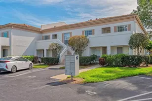 5246 Wedgewood Ln, Sarasota, FL 34235 - Photo 2