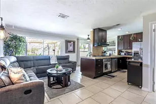 6208 7th Ave W, Bradenton, FL 34209 - Photo 6