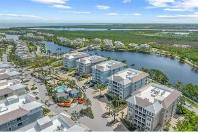 387 Aruba Circle #301, Bradenton, FL 34209 - Photo 2