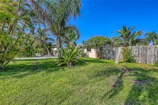 5302 Las Rosas, Sarasota, FL 34242 - Photo 30