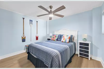 1300 Gulf Shore Boulevard N #700, Naples, FL 34102 - Photo 22