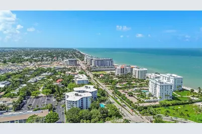 1300 Gulf Shore Boulevard N #700, Naples, FL 34102 - Photo 32