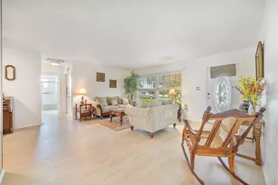 805 Mandarin Circle, Bradenton, FL 34208 - Photo 6