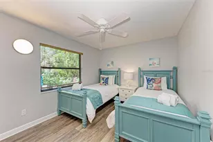 304 74th St, Holmes Beach, FL 34217 - Photo 12