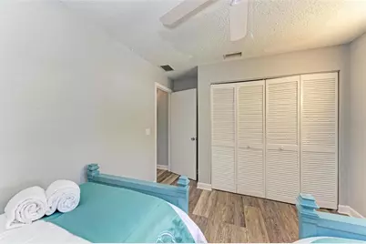 304 74th Street #B, Holmes Beach, FL 34217 - Photo 14