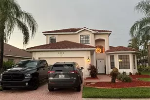 6889 74th St Cir E, Bradenton, FL 34203 - Photo 2