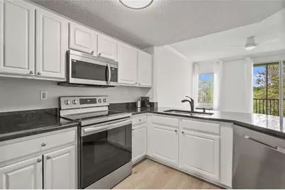 5551 Bentgrass Drive #11-117, Sarasota, FL 34235 - Photo 4