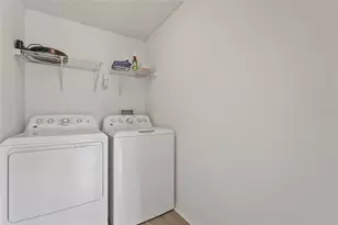 5551 Bentgrass Dr, Sarasota, FL 34235 - Photo 40