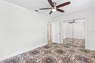 107 Valley Cir, Brandon, FL 33510 - Photo 32