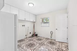 107 Valley Cir, Brandon, FL 33510 - Photo 38