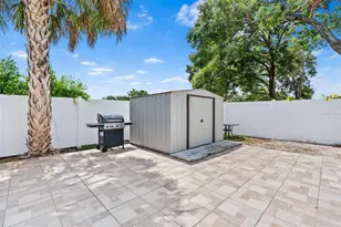 107 Valley Cir, Brandon, FL 33510 - Photo 52