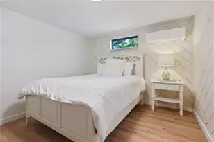 2311 Waldemere St, Sarasota, FL 34239 - Photo 14