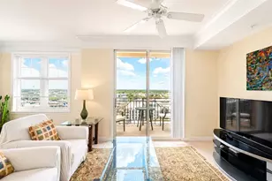 750 N Tamiami Trl, Sarasota, FL 34236 - Photo 6