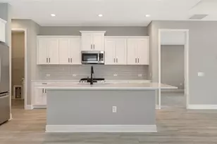 2142 Bamboo Palm Cv, Bradenton, FL 34212 - Photo 6