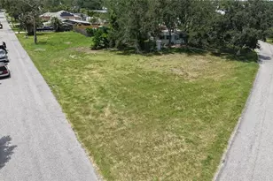 513 Pine Rd, Nokomis, FL 34275 - Photo 10