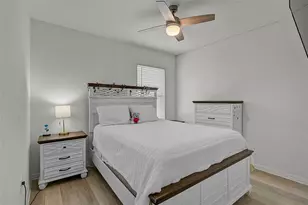 17518 Canopy Pl, Lakewood Ranch, FL 34211 - Photo 6