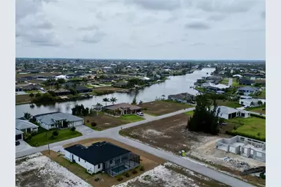 2311 NW 35th Avenue, Cape Coral, FL 33993 - Photo 12