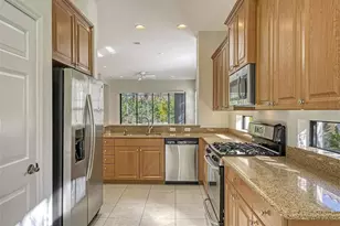 11409 Hawick Pl, Lakewood Ranch, FL 34202 - Photo 10