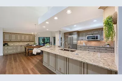 7729 Red Cedar Lane, Sarasota, FL 34241 - Photo 32