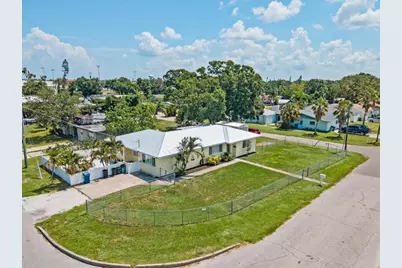 3402 15th Avenue W, Bradenton, FL 34205 - Photo 2