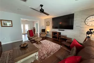 2207 51st St W, Bradenton, FL 34209 - Photo 6