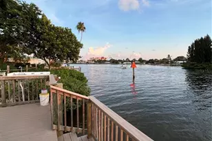 132 S Park Dr, Venice, FL 34285 - Photo 16