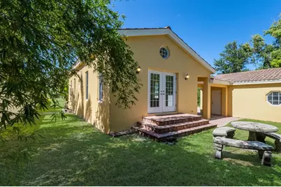 455 Acacia Drive, Sarasota, FL 34234 - Photo 46