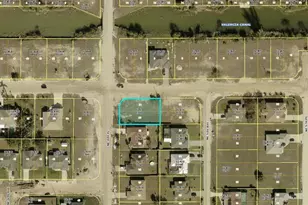 1429 NE 4th Pl, Cape Coral, FL 33909 - Photo 1