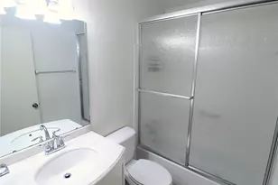 390 301 Blvd W, Bradenton, FL 34205 - Photo 14
