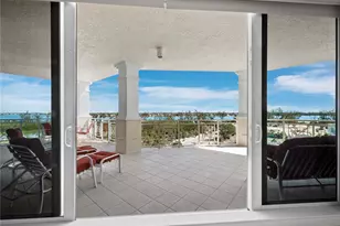 2050 Benjamin Franklin Dr, Sarasota, FL 34236 - Photo 4