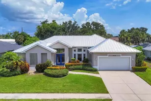 404 Bayside Ln, Nokomis, FL 34275 - Photo 2