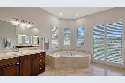 7154 Hawks Harbor Circle, Bradenton, FL 34207 - Photo 52