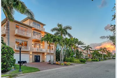 7154 Hawks Harbor Circle, Bradenton, FL 34207 - Photo 10