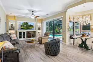 6404 Royal Tern Cir, Lakewood Ranch, FL 34202 - Photo 12